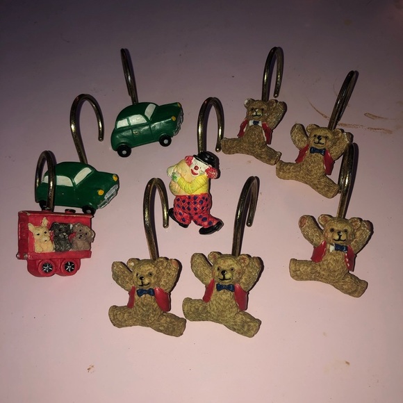 Vintage 9 Playful Bear and Car Shower Hooks , one clown, puppies, preloved - Picture 6 of 11